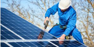 Installation Maintenance Panneaux Solaires Photovoltaïques à Llo